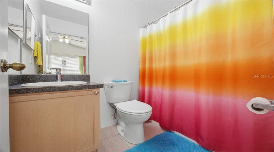 DAVENPORT, Florida 33897, 4 Bedrooms Bedrooms, ,3 BathroomsBathrooms,Residential,For Sale,LOCKBREEZE,0,MFRTB8516176