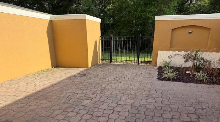 KISSIMMEE, Florida 34746, 3 Bedrooms Bedrooms, ,2 BathroomsBathrooms,Residential,For Sale,VERO BEACH,0,MFRO6414453
