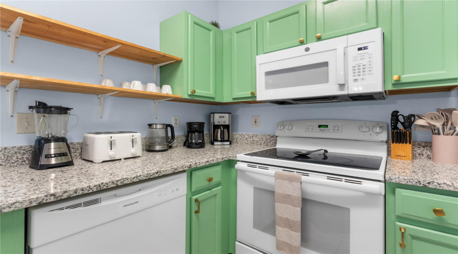 KISSIMMEE, Florida 34747, 4 Bedrooms Bedrooms, ,3 BathroomsBathrooms,Residential,For Sale,SUN KEY,0,MFRS5151298