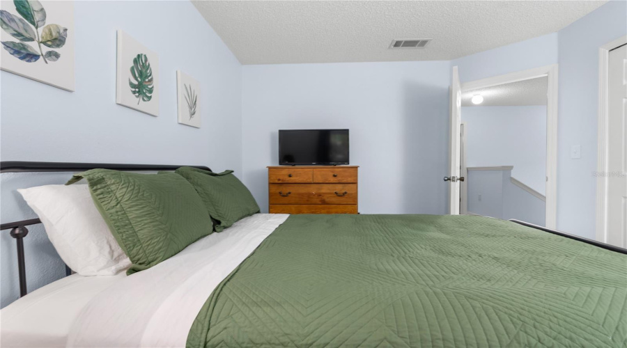 KISSIMMEE, Florida 34747, 4 Bedrooms Bedrooms, ,3 BathroomsBathrooms,Residential,For Sale,SUN KEY,0,MFRS5151298