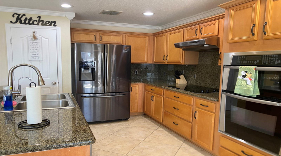 DAVENPORT, Florida 33896, 4 Bedrooms Bedrooms, ,2 BathroomsBathrooms,Residential,For Sale,ROSSELLI,0,MFRS5151410