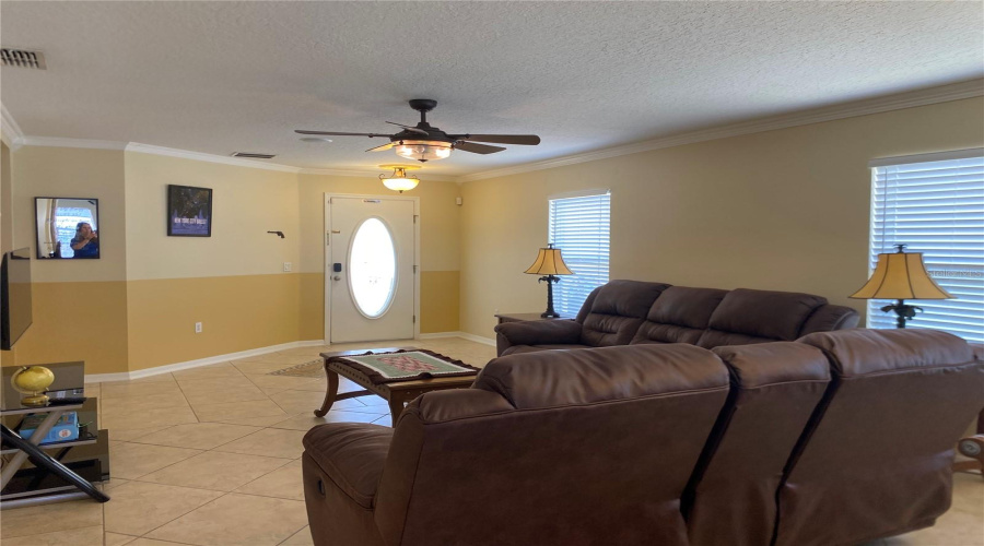 DAVENPORT, Florida 33896, 4 Bedrooms Bedrooms, ,2 BathroomsBathrooms,Residential,For Sale,ROSSELLI,0,MFRS5151410
