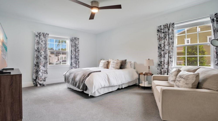 REUNION, Florida 34747, 5 Bedrooms Bedrooms, ,5 BathroomsBathrooms,Residential,For Sale,SPARKLING,0,MFRO6414491