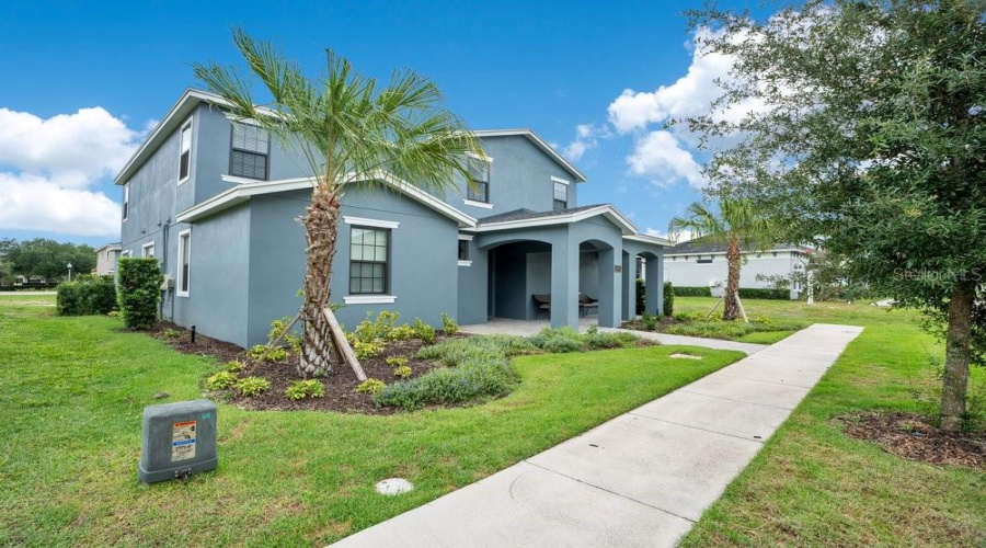 REUNION, Florida 34747, 5 Bedrooms Bedrooms, ,5 BathroomsBathrooms,Residential,For Sale,SPARKLING,0,MFRO6414491