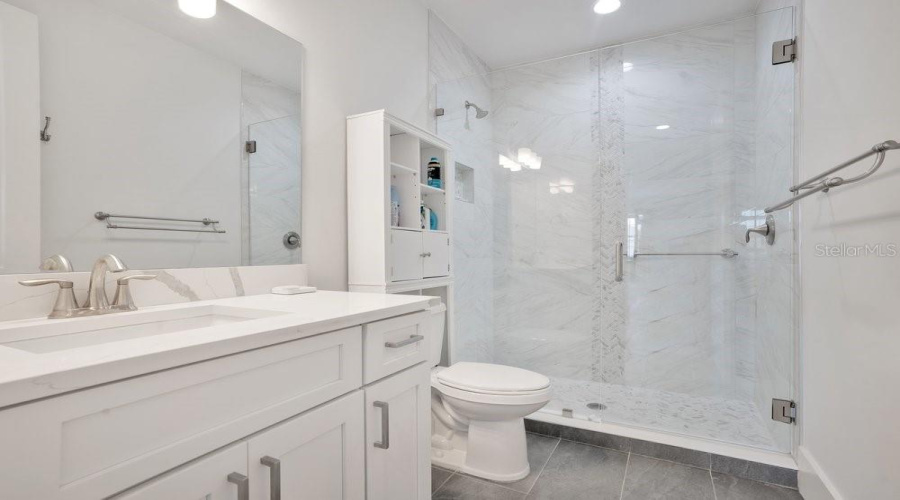 REUNION, Florida 34747, 5 Bedrooms Bedrooms, ,5 BathroomsBathrooms,Residential,For Sale,SPARKLING,0,MFRO6414491