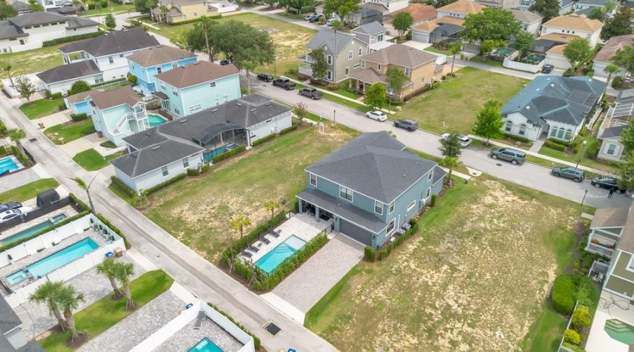 REUNION, Florida 34747, 5 Bedrooms Bedrooms, ,5 BathroomsBathrooms,Residential,For Sale,SPARKLING,0,MFRO6414491