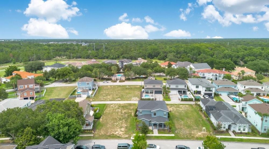 REUNION, Florida 34747, 5 Bedrooms Bedrooms, ,5 BathroomsBathrooms,Residential,For Sale,SPARKLING,0,MFRO6414491