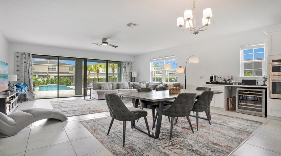 REUNION, Florida 34747, 5 Bedrooms Bedrooms, ,5 BathroomsBathrooms,Residential,For Sale,SPARKLING,0,MFRO6414491