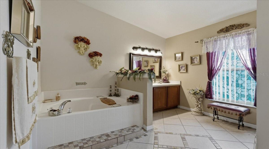 Primary bath