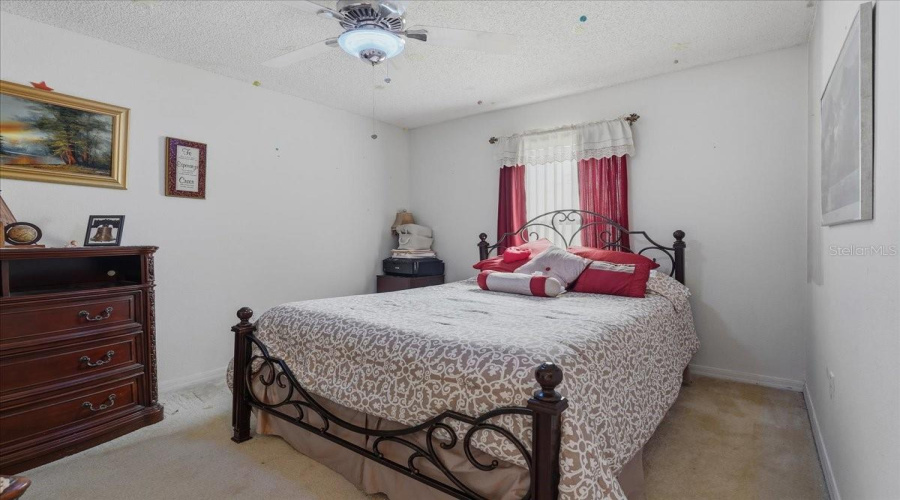 2nd bedroom