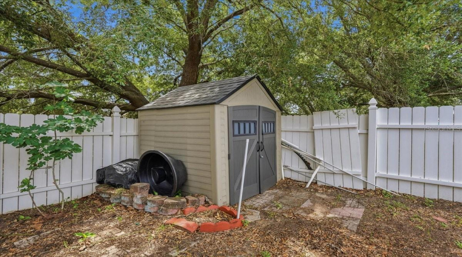 Shed