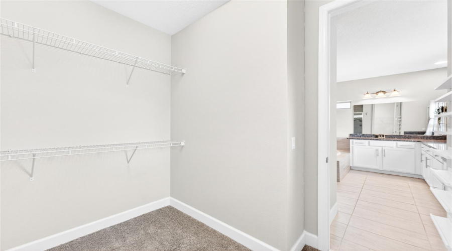 Walk in Closet - His and Hers