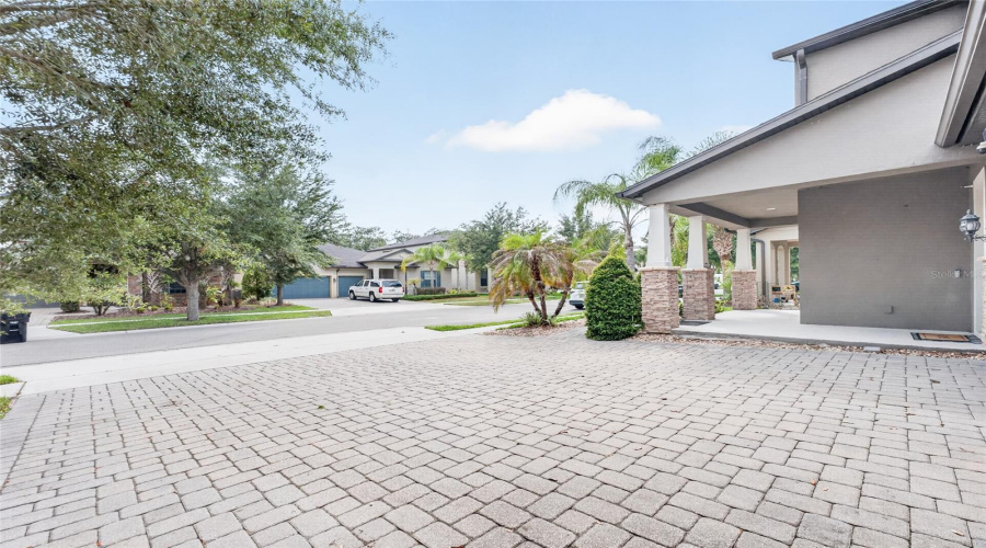 ORLANDO, Florida 32836, 4 Bedrooms Bedrooms, ,4 BathroomsBathrooms,Residential,For Sale,ROYAL ESTATES,0,MFRO6414185