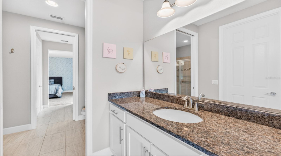 ack and Jill Bathroom