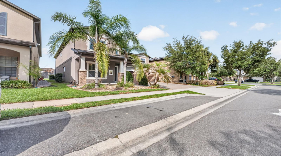 ORLANDO, Florida 32836, 4 Bedrooms Bedrooms, ,4 BathroomsBathrooms,Residential,For Sale,ROYAL ESTATES,0,MFRO6414185