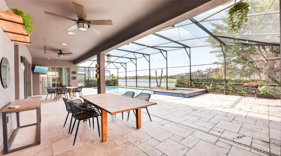 ORLANDO, Florida 32836, 4 Bedrooms Bedrooms, ,4 BathroomsBathrooms,Residential,For Sale,ROYAL ESTATES,0,MFRO6414185