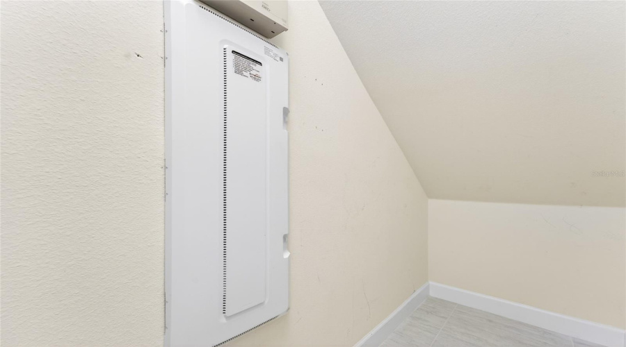 ORLANDO, Florida 32836, 4 Bedrooms Bedrooms, ,4 BathroomsBathrooms,Residential,For Sale,ROYAL ESTATES,0,MFRO6414185