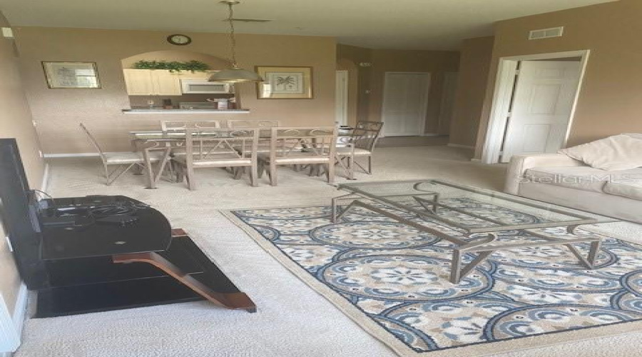 KISSIMMEE, Florida 34747, 3 Bedrooms Bedrooms, ,2 BathroomsBathrooms,Residential,For Sale,SILVER PALM,0,MFRO6414532