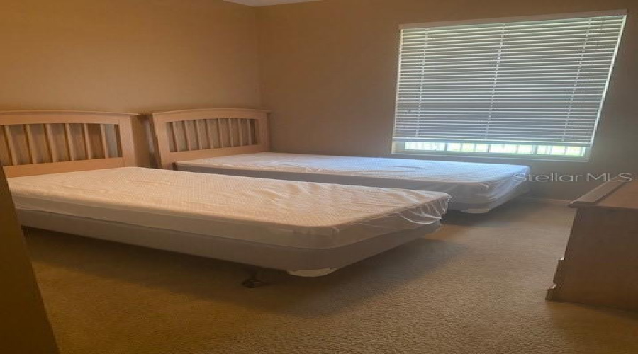 KISSIMMEE, Florida 34747, 3 Bedrooms Bedrooms, ,2 BathroomsBathrooms,Residential,For Sale,SILVER PALM,0,MFRO6414532