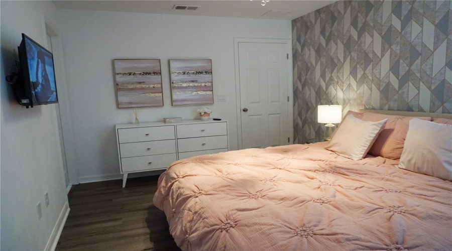 KISSIMMEE, Florida 34747, 6 Bedrooms Bedrooms, ,4 BathroomsBathrooms,Residential,For Sale,CAROLINE BAY,0,MFRO6410893