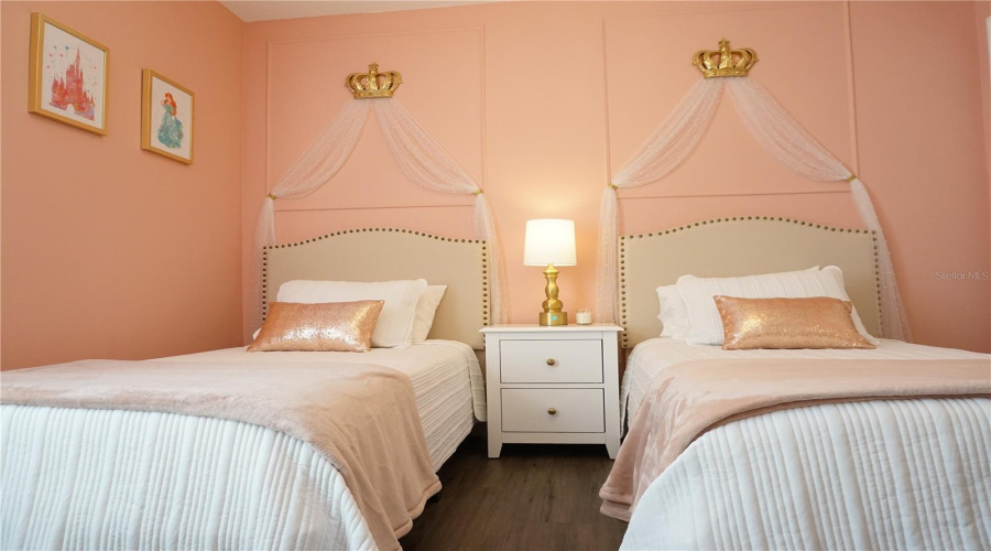 KISSIMMEE, Florida 34747, 6 Bedrooms Bedrooms, ,4 BathroomsBathrooms,Residential,For Sale,CAROLINE BAY,0,MFRO6410893