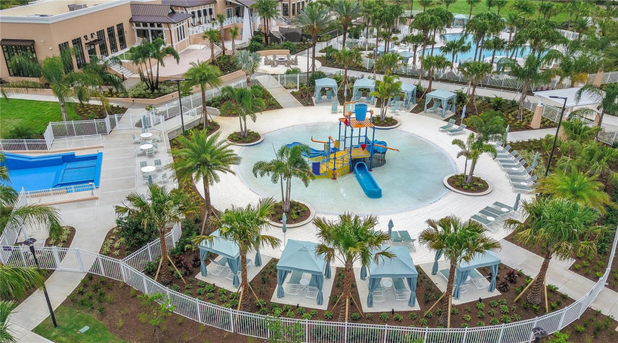 KISSIMMEE, Florida 34747, 6 Bedrooms Bedrooms, ,4 BathroomsBathrooms,Residential,For Sale,CAROLINE BAY,0,MFRO6410893