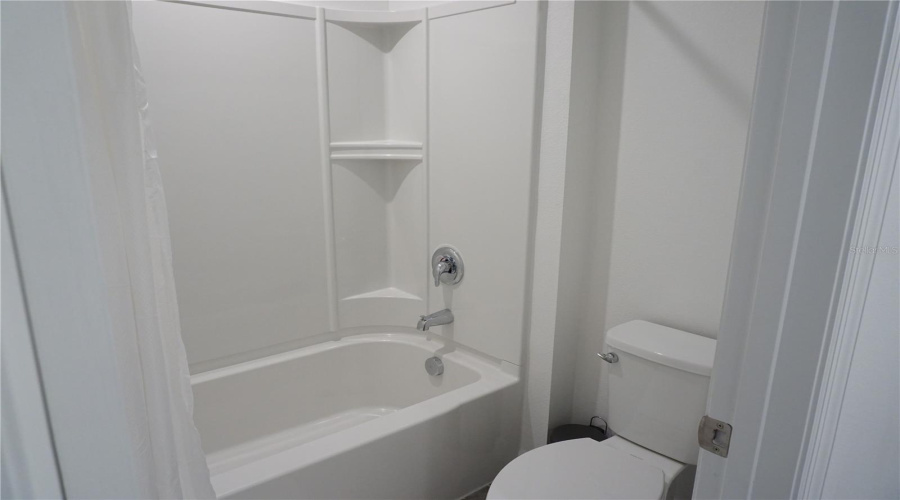 KISSIMMEE, Florida 34747, 6 Bedrooms Bedrooms, ,4 BathroomsBathrooms,Residential,For Sale,CAROLINE BAY,0,MFRO6410893