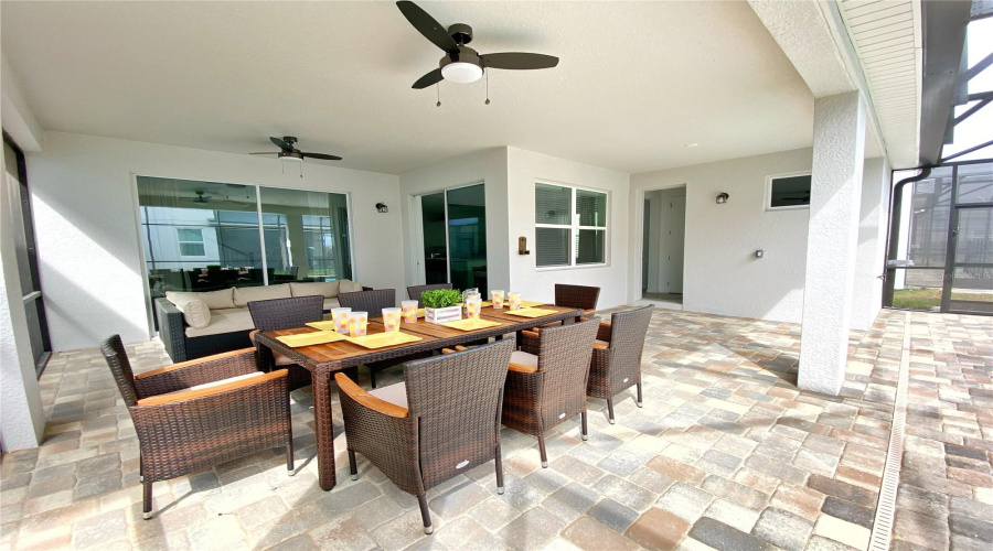KISSIMMEE, Florida 34747, 6 Bedrooms Bedrooms, ,4 BathroomsBathrooms,Residential,For Sale,CAROLINE BAY,0,MFRO6410893
