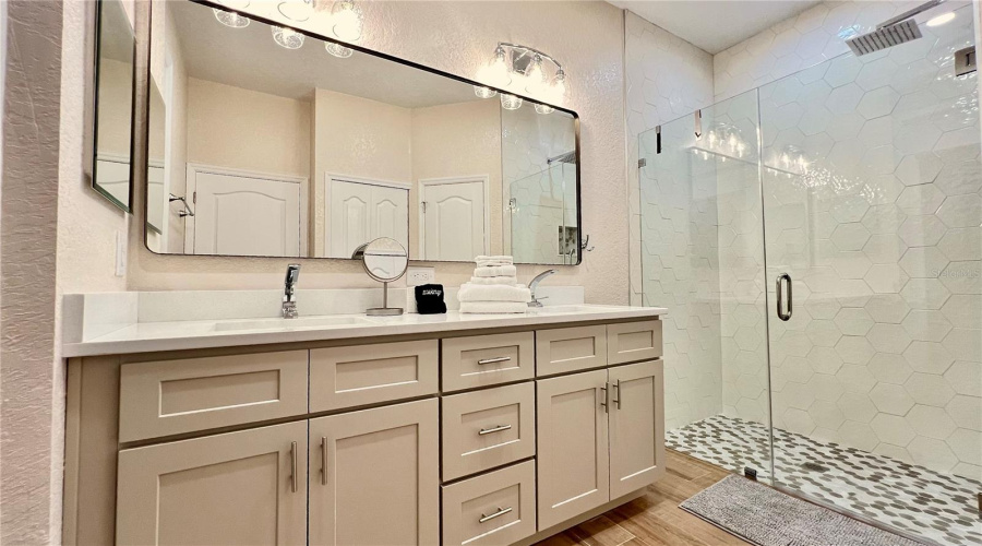 DAVENPORT, Florida 33897, 4 Bedrooms Bedrooms, ,3 BathroomsBathrooms,Residential,For Sale,BIRKDALE,0,MFRO6414597