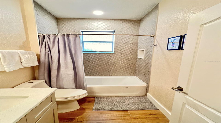 DAVENPORT, Florida 33897, 4 Bedrooms Bedrooms, ,3 BathroomsBathrooms,Residential,For Sale,BIRKDALE,0,MFRO6414597