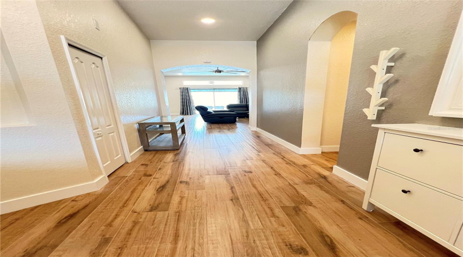 DAVENPORT, Florida 33897, 4 Bedrooms Bedrooms, ,3 BathroomsBathrooms,Residential,For Sale,BIRKDALE,0,MFRO6414597