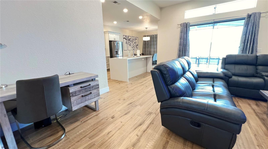 DAVENPORT, Florida 33897, 4 Bedrooms Bedrooms, ,3 BathroomsBathrooms,Residential,For Sale,BIRKDALE,0,MFRO6414597