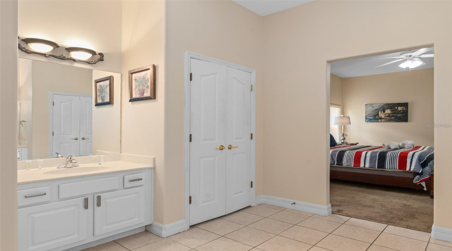 DAVENPORT, Florida 33897, 5 Bedrooms Bedrooms, ,7 BathroomsBathrooms,Residential,For Sale,VISTA,0,MFRO6414280