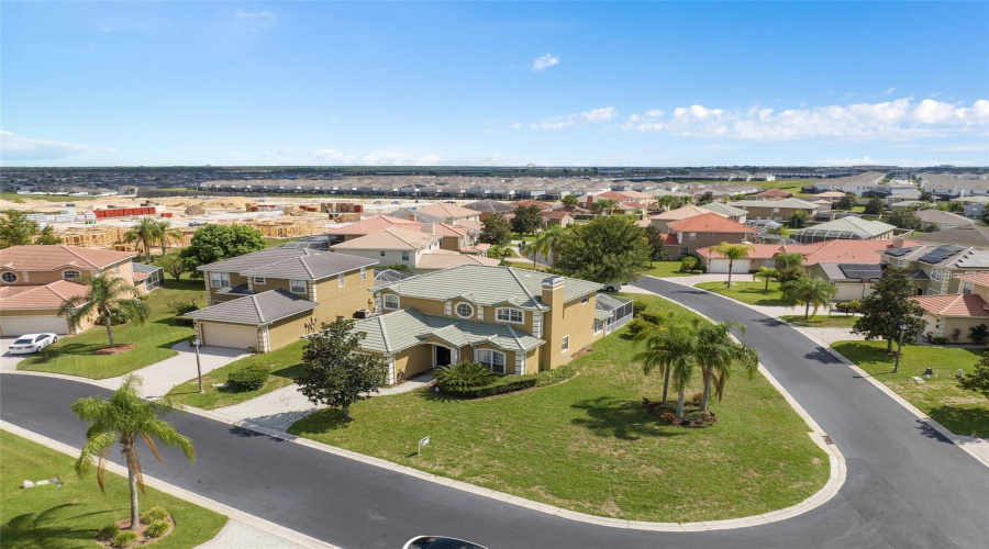 DAVENPORT, Florida 33897, 5 Bedrooms Bedrooms, ,7 BathroomsBathrooms,Residential,For Sale,VISTA,0,MFRO6414280