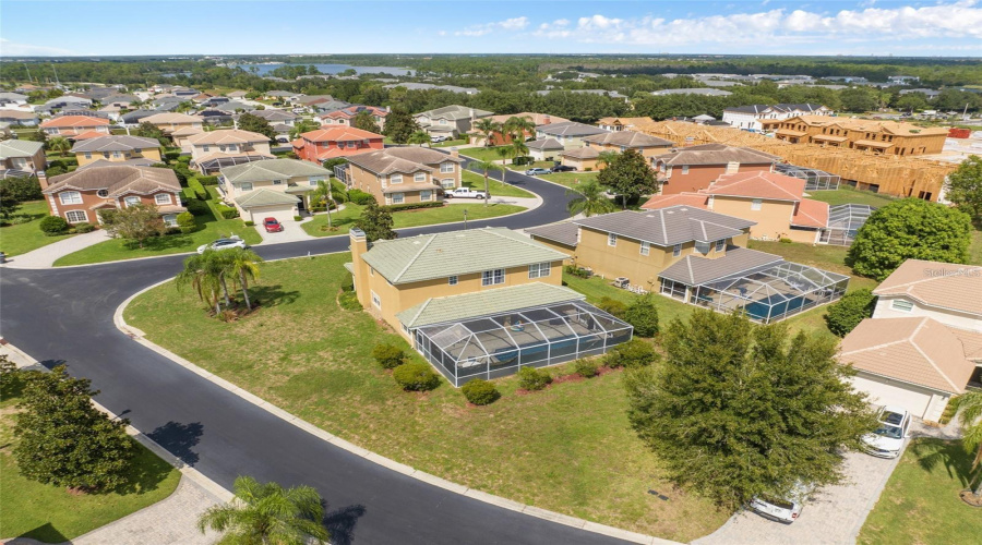 DAVENPORT, Florida 33897, 5 Bedrooms Bedrooms, ,7 BathroomsBathrooms,Residential,For Sale,VISTA,0,MFRO6414280