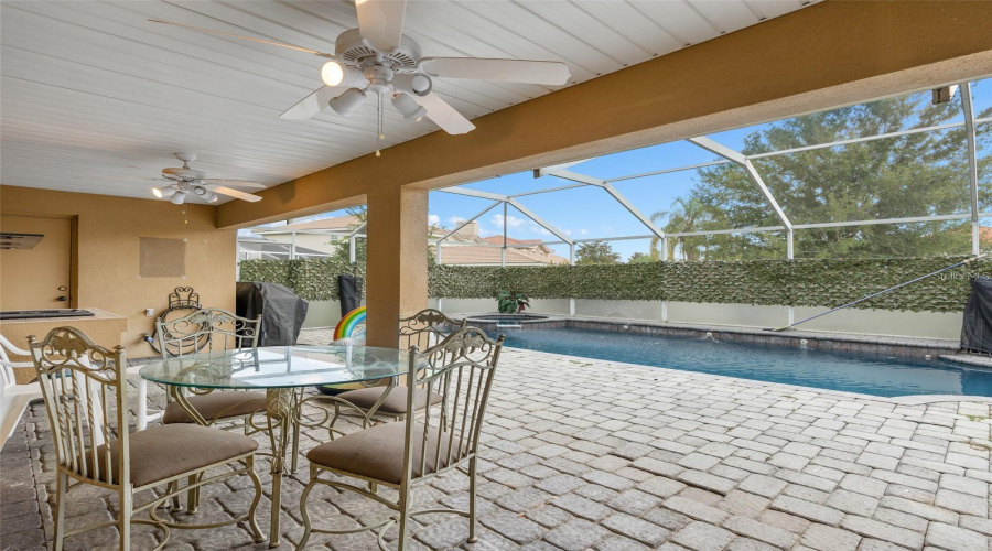 DAVENPORT, Florida 33897, 5 Bedrooms Bedrooms, ,7 BathroomsBathrooms,Residential,For Sale,VISTA,0,MFRO6414280