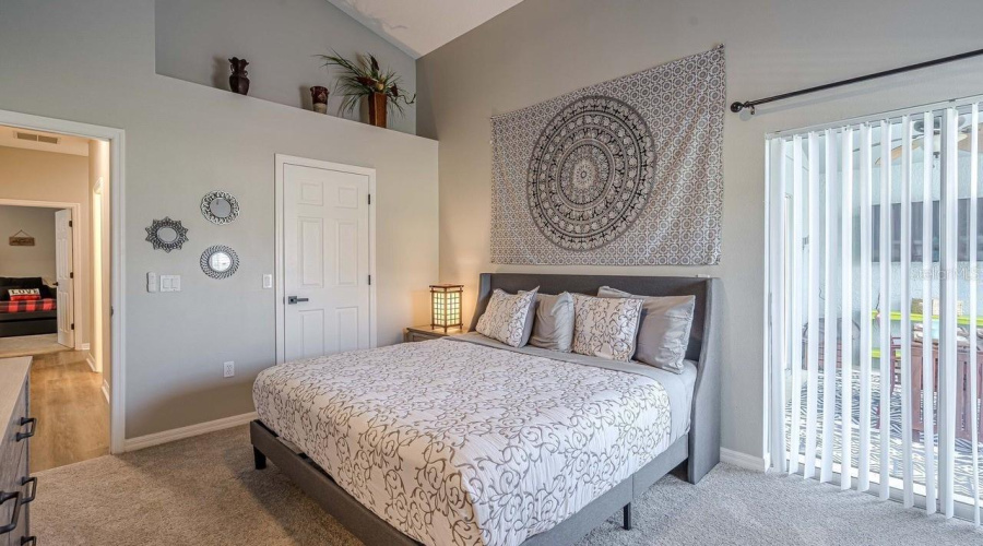 DAVENPORT, Florida 33897, 4 Bedrooms Bedrooms, ,2 BathroomsBathrooms,Residential,For Sale,KENSINGTON,0,MFRS5149615