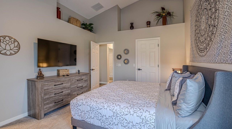 DAVENPORT, Florida 33897, 4 Bedrooms Bedrooms, ,2 BathroomsBathrooms,Residential,For Sale,KENSINGTON,0,MFRS5149615