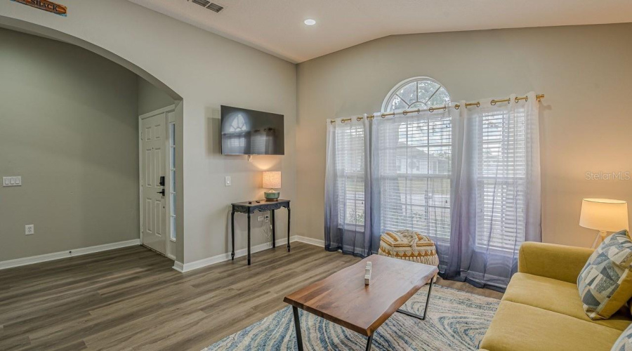 DAVENPORT, Florida 33897, 4 Bedrooms Bedrooms, ,2 BathroomsBathrooms,Residential,For Sale,KENSINGTON,0,MFRS5149615
