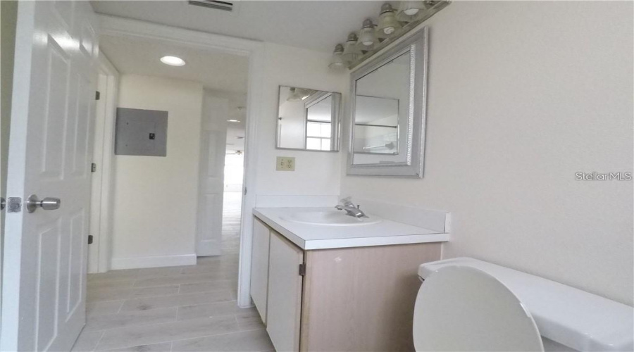 KISSIMMEE, Florida 34746, 3 Bedrooms Bedrooms, ,2 BathroomsBathrooms,Residential,For Sale,ROYAL BAY,0,MFRS5151472