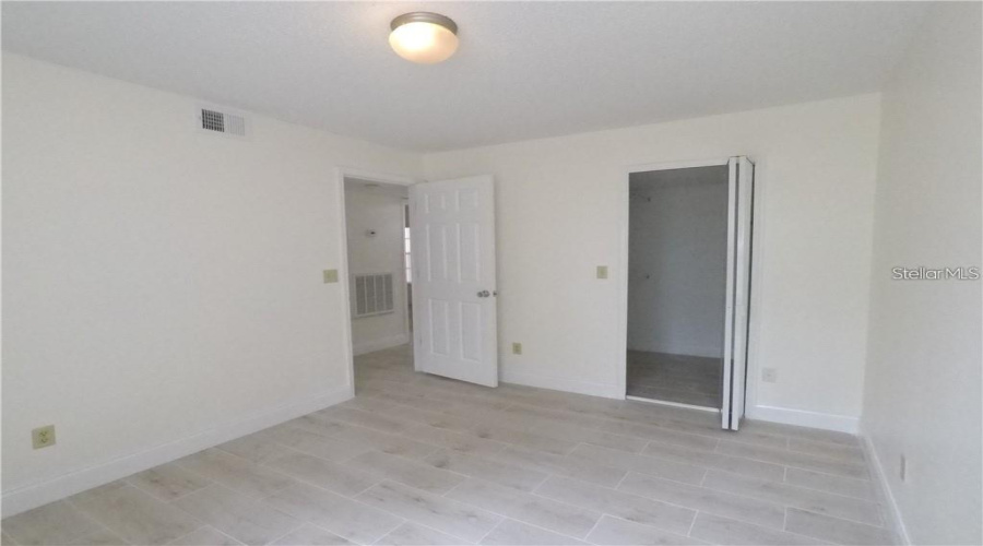 KISSIMMEE, Florida 34746, 3 Bedrooms Bedrooms, ,2 BathroomsBathrooms,Residential,For Sale,ROYAL BAY,0,MFRS5151472