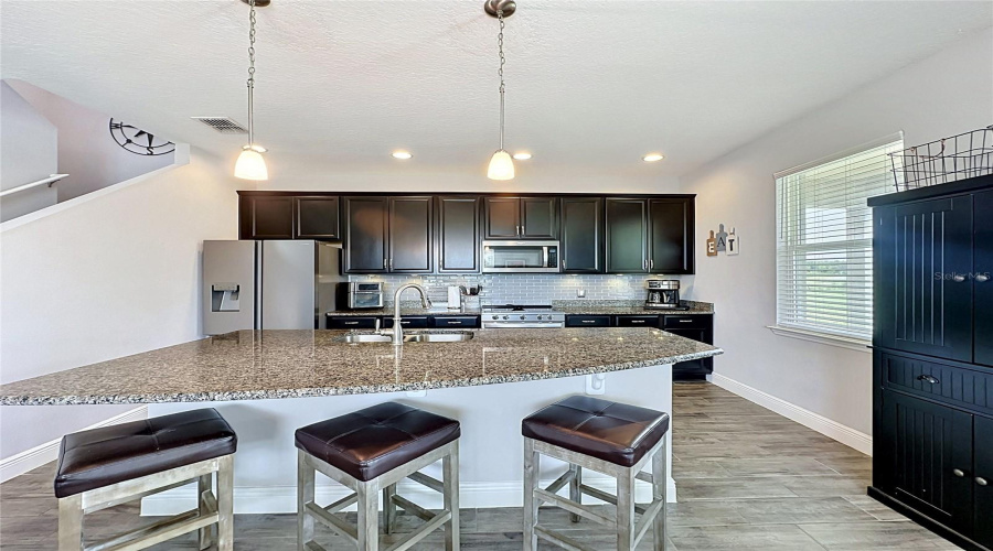 DAVENPORT, Florida 33896, 4 Bedrooms Bedrooms, ,3 BathroomsBathrooms,Residential,For Sale,ABERDEEN,0,MFRS5151094