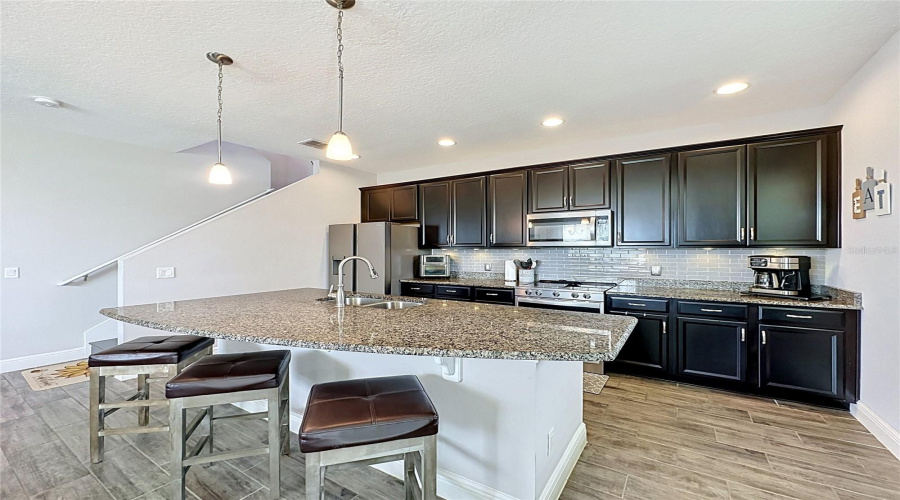 DAVENPORT, Florida 33896, 4 Bedrooms Bedrooms, ,3 BathroomsBathrooms,Residential,For Sale,ABERDEEN,0,MFRS5151094