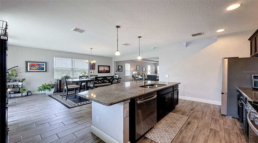 DAVENPORT, Florida 33896, 4 Bedrooms Bedrooms, ,3 BathroomsBathrooms,Residential,For Sale,ABERDEEN,0,MFRS5151094