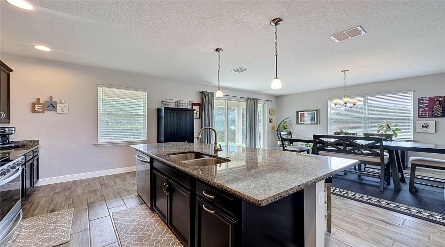 DAVENPORT, Florida 33896, 4 Bedrooms Bedrooms, ,3 BathroomsBathrooms,Residential,For Sale,ABERDEEN,0,MFRS5151094