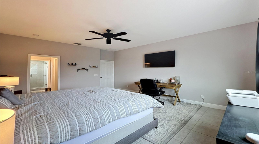 DAVENPORT, Florida 33896, 4 Bedrooms Bedrooms, ,3 BathroomsBathrooms,Residential,For Sale,ABERDEEN,0,MFRS5151094