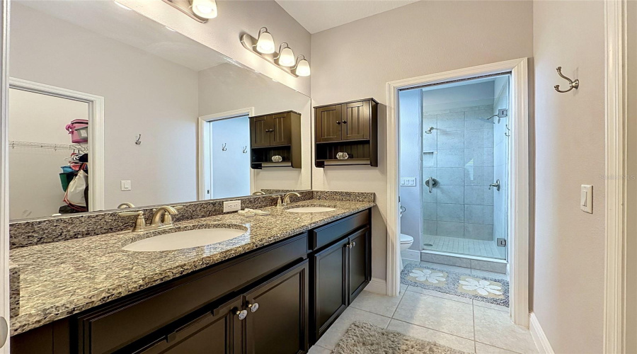 DAVENPORT, Florida 33896, 4 Bedrooms Bedrooms, ,3 BathroomsBathrooms,Residential,For Sale,ABERDEEN,0,MFRS5151094