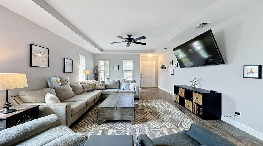 DAVENPORT, Florida 33896, 4 Bedrooms Bedrooms, ,3 BathroomsBathrooms,Residential,For Sale,ABERDEEN,0,MFRS5151094