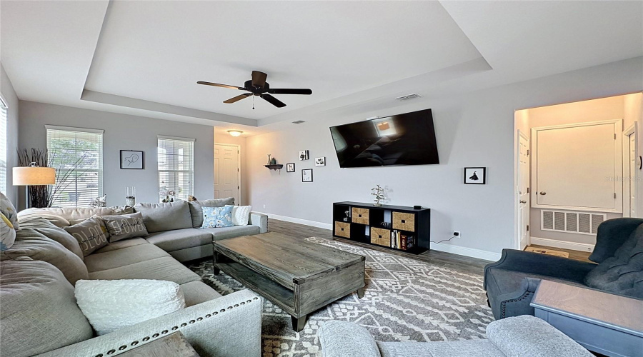 DAVENPORT, Florida 33896, 4 Bedrooms Bedrooms, ,3 BathroomsBathrooms,Residential,For Sale,ABERDEEN,0,MFRS5151094
