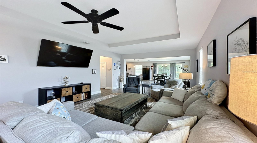 DAVENPORT, Florida 33896, 4 Bedrooms Bedrooms, ,3 BathroomsBathrooms,Residential,For Sale,ABERDEEN,0,MFRS5151094
